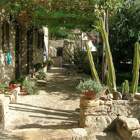 Bed & Breakfast Sa Domu De Sa Contissa