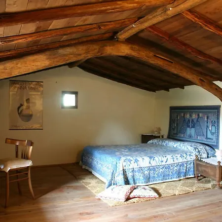 Sa Domu De Sa Contissa Bed and breakfast Selegas