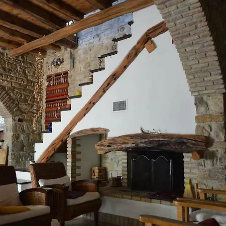Sa Domu De Sa Contissa Bed & Breakfast *